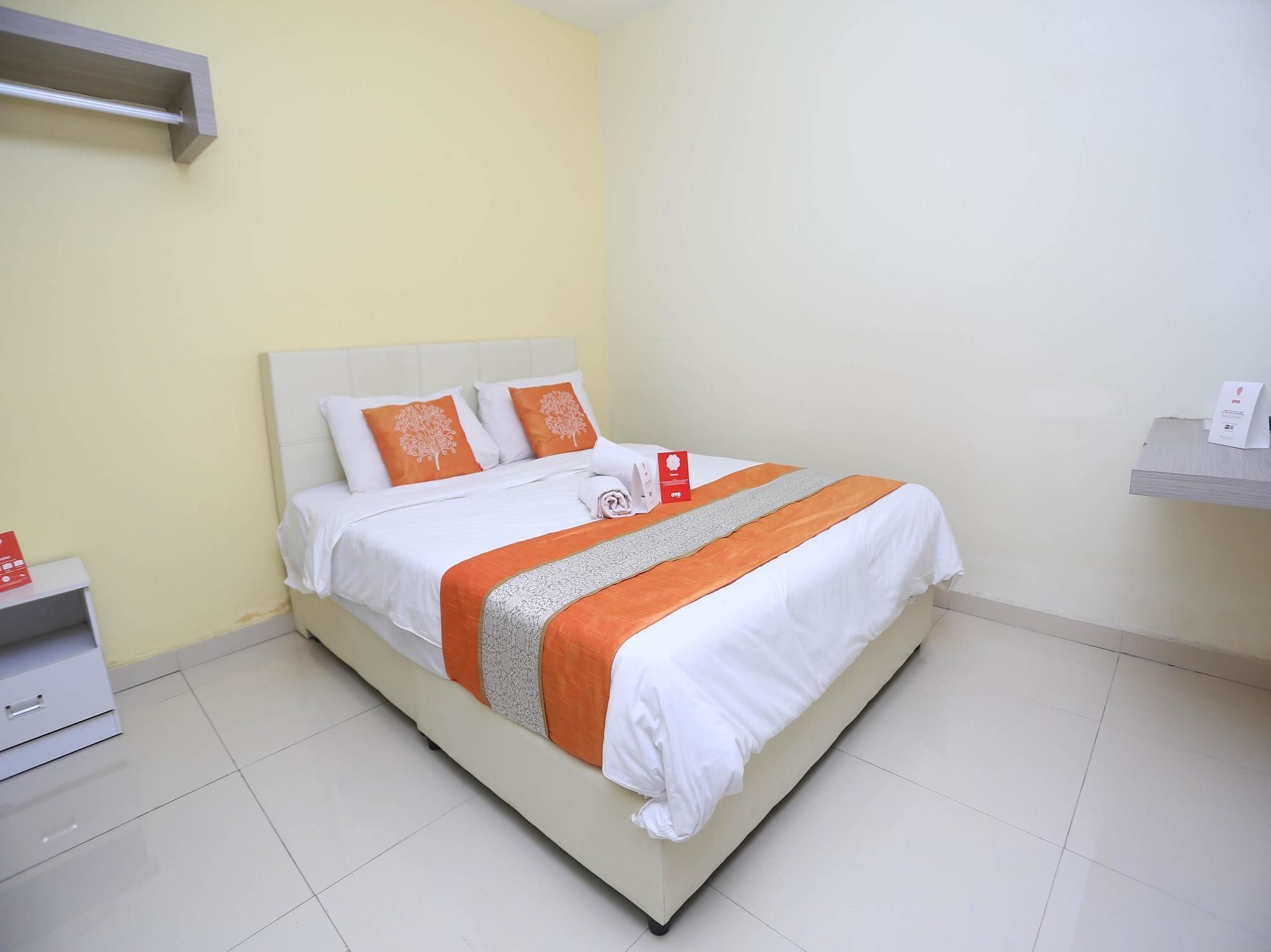 Oyo Bandar Baru Uda Jakel Hotel 3*